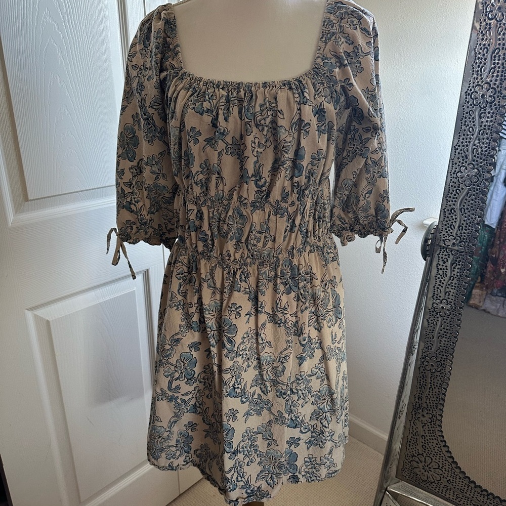 Tan and blue floral dress​